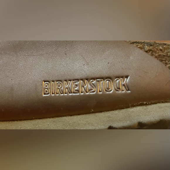 Birkenstock gold sandals child's sz 10 - Picture 3 of 4